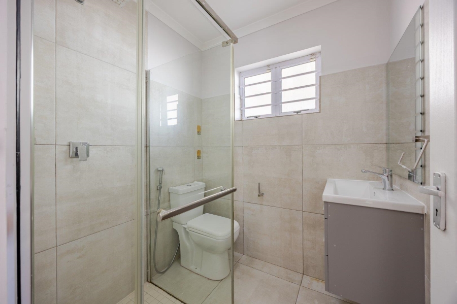 4 Bedroom Property for Sale in Zeekoevlei Western Cape